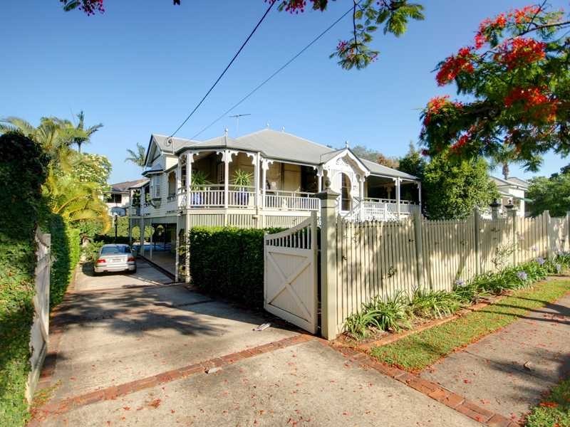 49 Charlton Street, Ascot QLD 4007