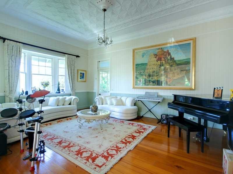 49 Charlton Street, Ascot QLD 4007