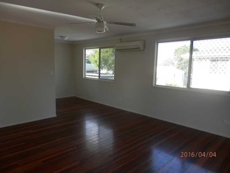 12 Maple Street, Kingston QLD 4114