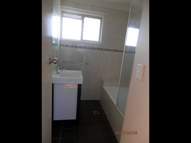 12 Maple Street, Kingston QLD 4114