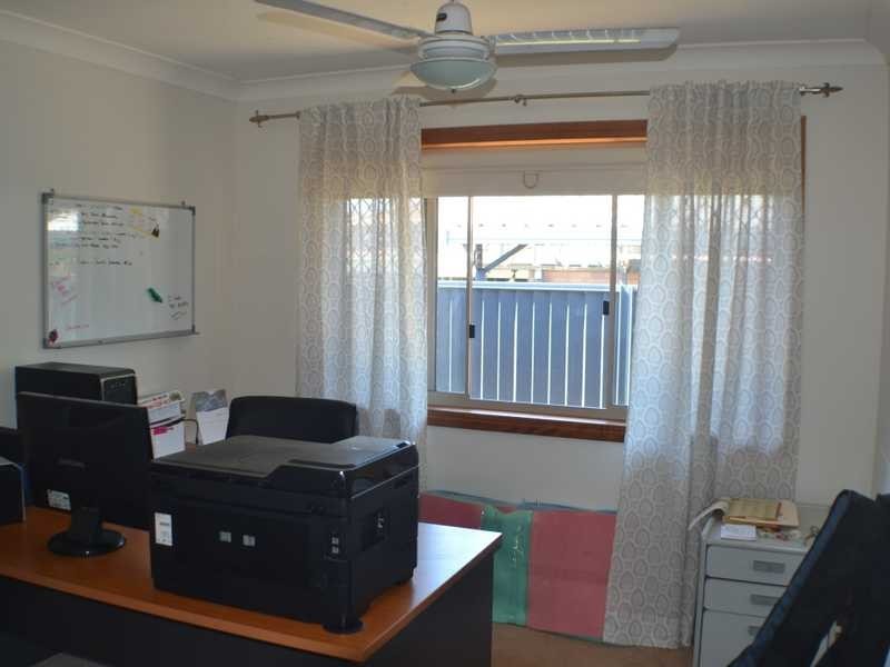 6 Lorikeet Street, Arana Hills QLD 4054