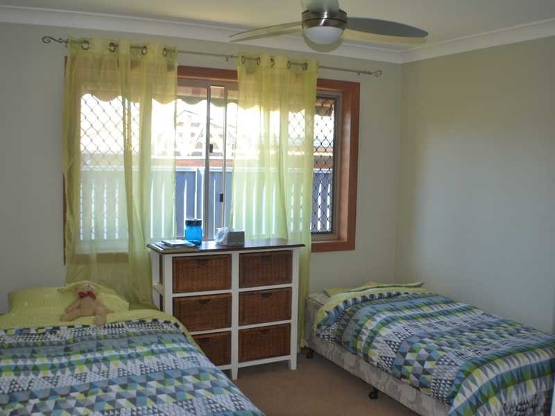 6 Lorikeet Street, Arana Hills QLD 4054