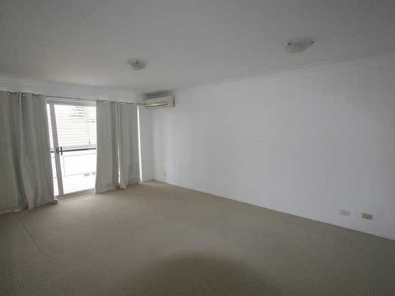 Unit 4/59 Gellibrand Street, Clayfield QLD 4011
