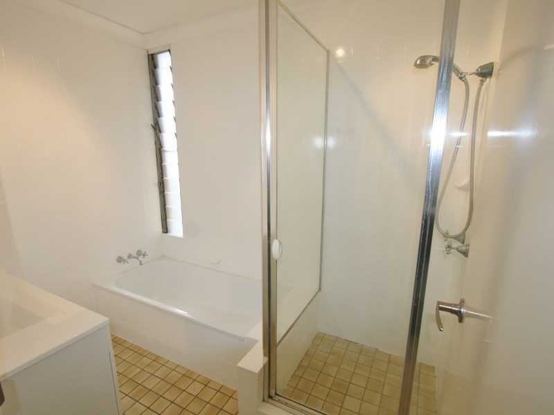 Unit 4/59 Gellibrand Street, Clayfield QLD 4011