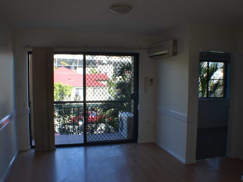 1/33 Duke Street, Kangaroo Point QLD 4169