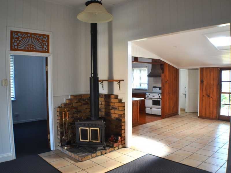 18 Vernon Street, Nundah QLD 4012