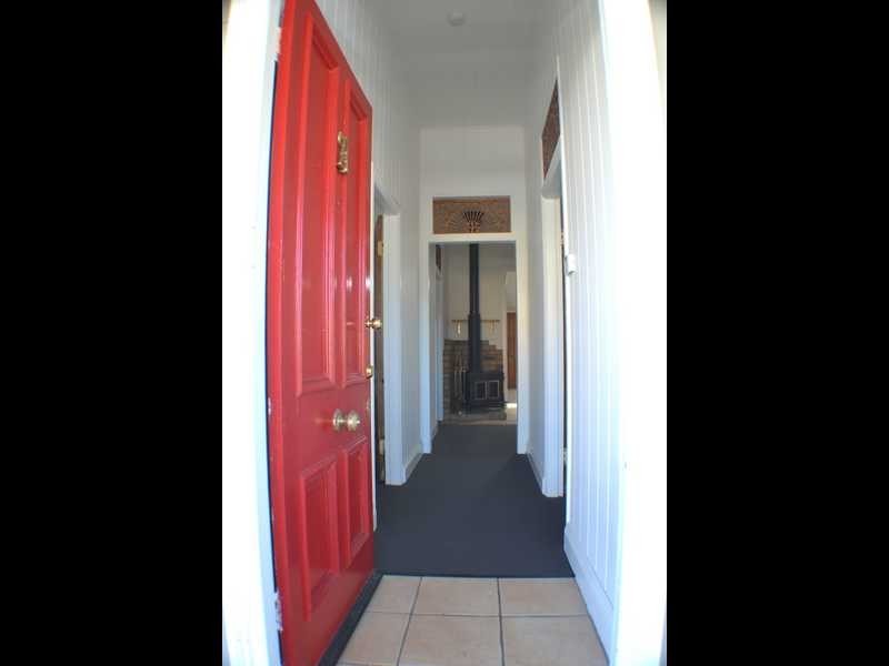 18 Vernon Street, Nundah QLD 4012