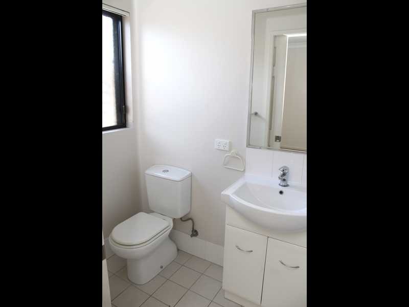 25 Railway Parade, Nundah QLD 4012
