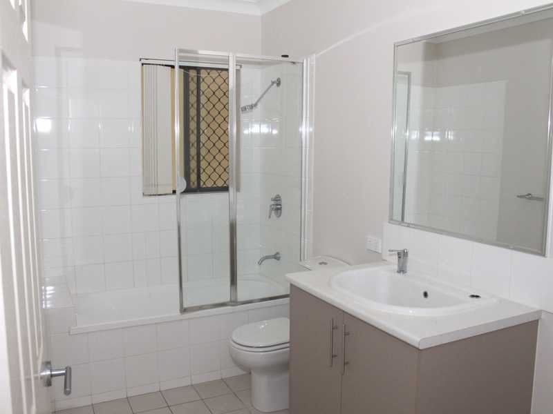25 Railway Parade, Nundah QLD 4012