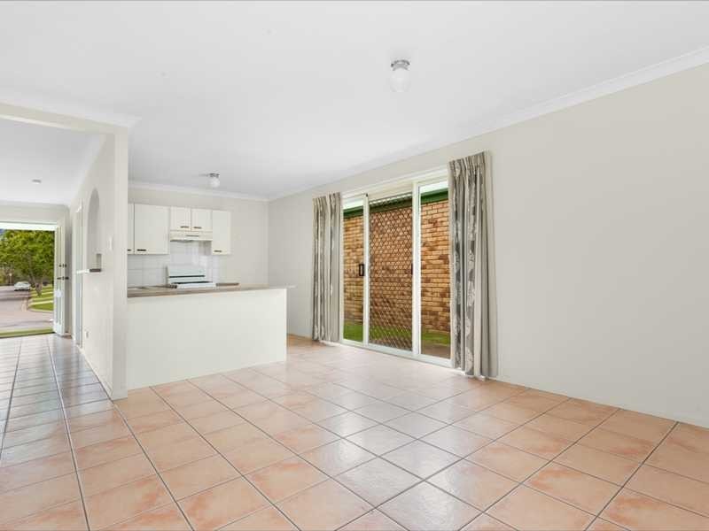 11 Turquoise Place, Wavell Heights QLD 4012