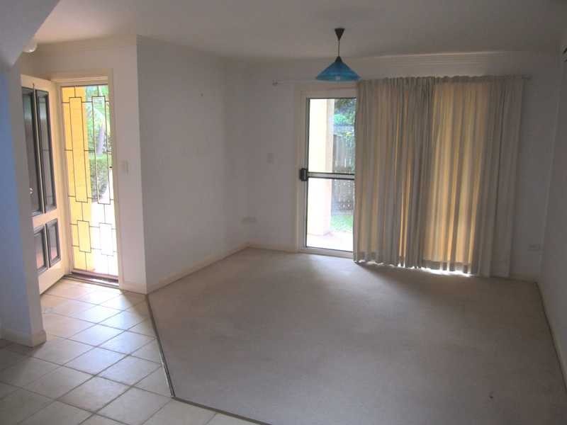 Unit 2/17 Newby Street, Nundah QLD 4012