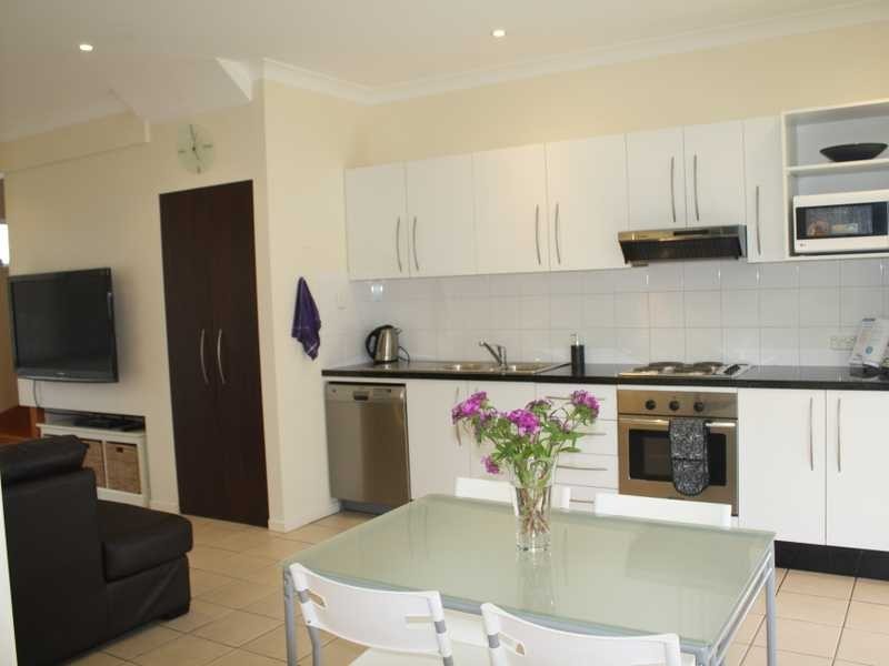 Unit 2/87 York Street, Nundah QLD 4012