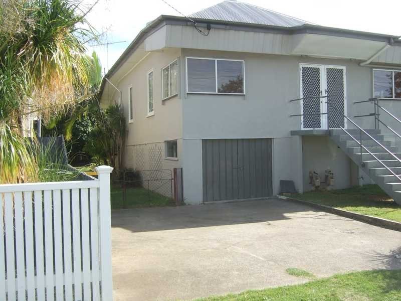 2/74 Kent Road, Wooloowin QLD 4030