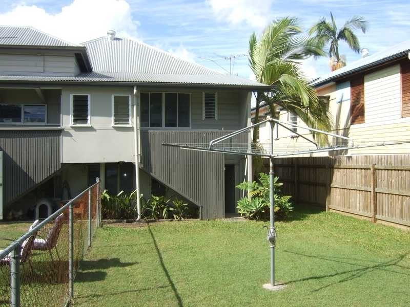 2/74 Kent Road, Wooloowin QLD 4030