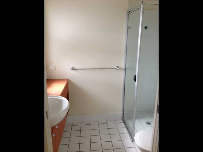 Unit 3/56 Moreton Street, Norman Park QLD 4170