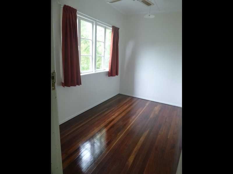 8 Ledbury Street, Aspley QLD 4034