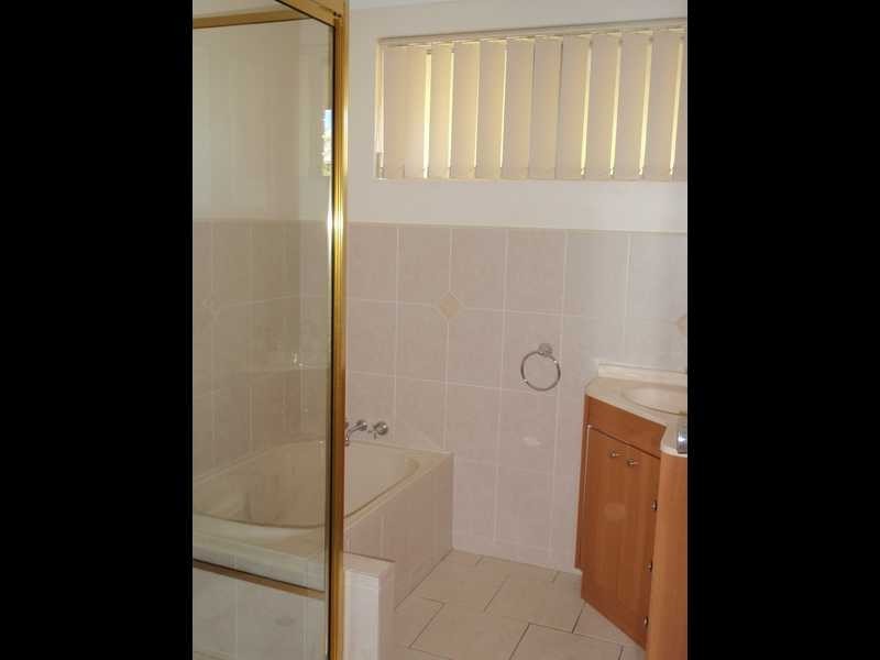 Unit 3/9 Hall Street, Northgate QLD 4013