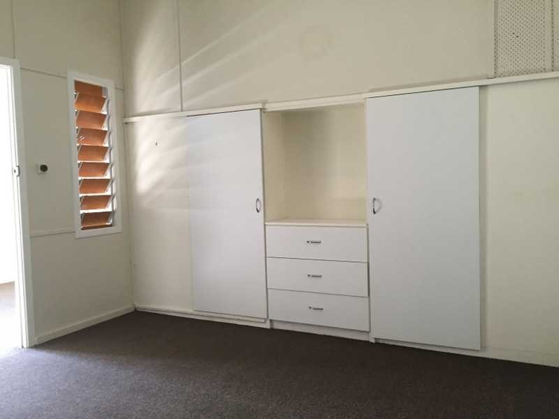 1/74 Kent Road, Wooloowin QLD 4030