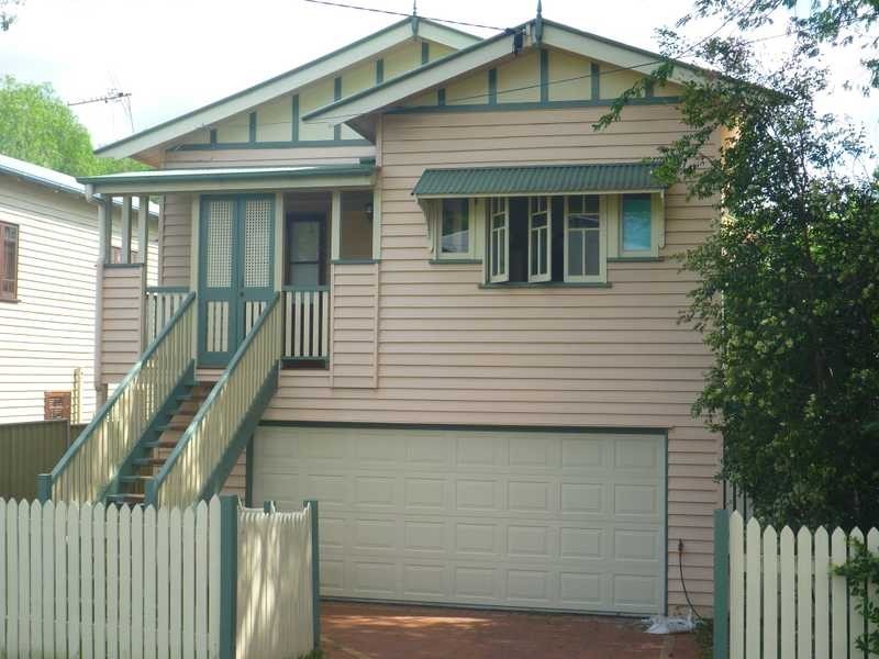 19 Cramond Street, Wilston QLD 4051