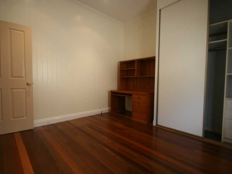 19 Cramond Street, Wilston QLD 4051