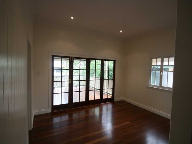 19 Cramond Street, Wilston QLD 4051