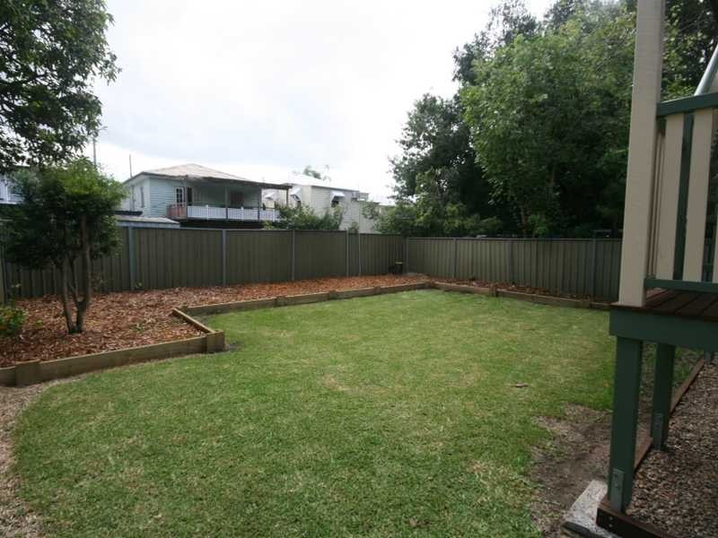 19 Cramond Street, Wilston QLD 4051