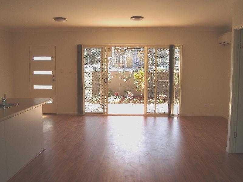 10 Hutchins Street, Kedron QLD 4031