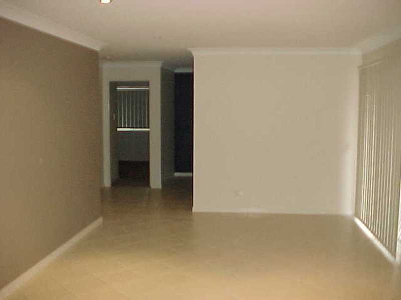 11 Caribou Crescent, Fitzgibbon QLD 4018