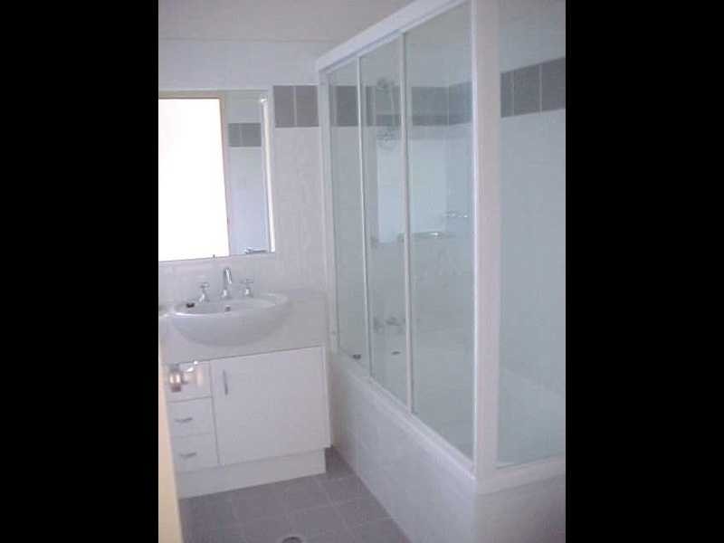 Unit 2/17 Dwyer Street, Nundah QLD 4012