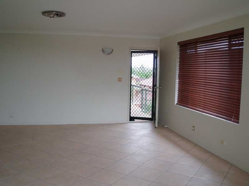 Unit 4/25 Victoria Terrace, Gordon Park QLD 4031