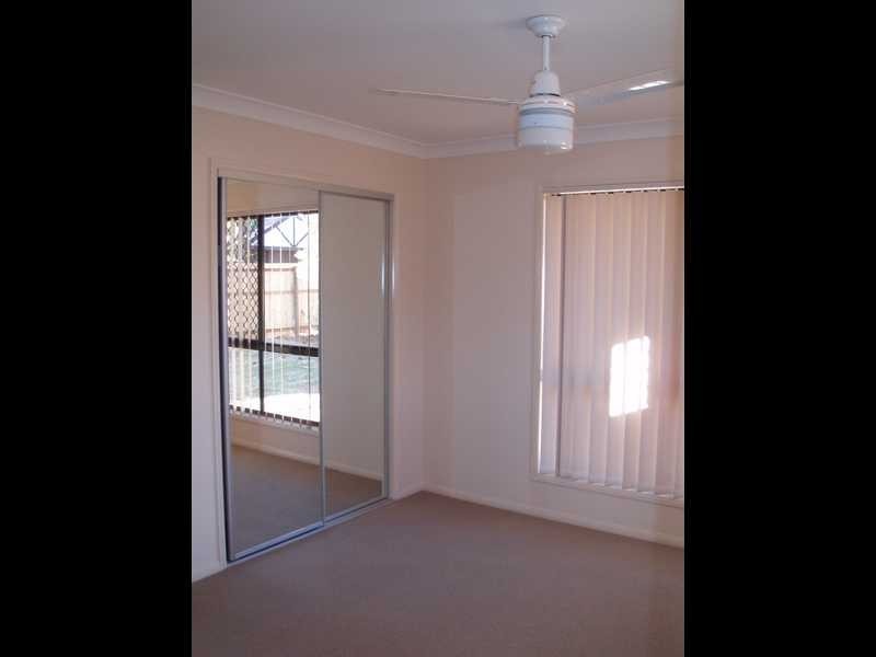 26 Pinelands Street, Loganlea QLD 4131