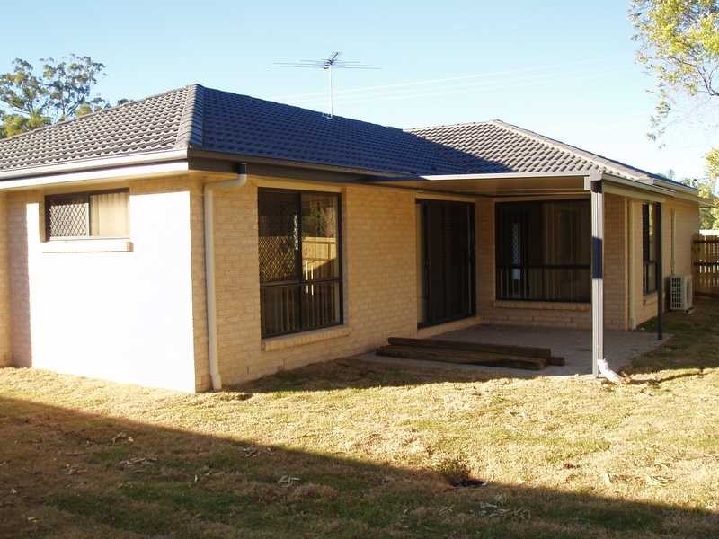 26 Pinelands Street, Loganlea QLD 4131
