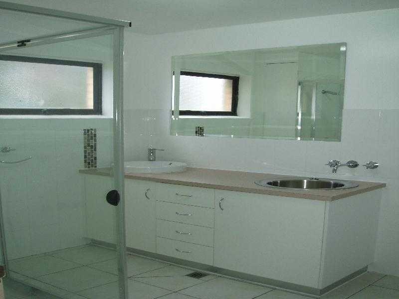 Unit 2/49 Buckland Road, Nundah QLD 4012