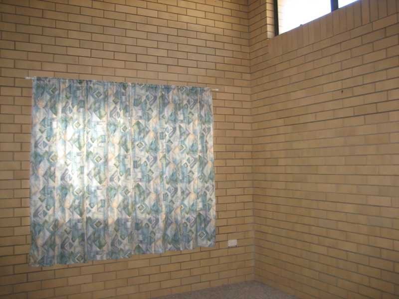 Unit 2/5 McNaughton Street, Redcliffe QLD 4020