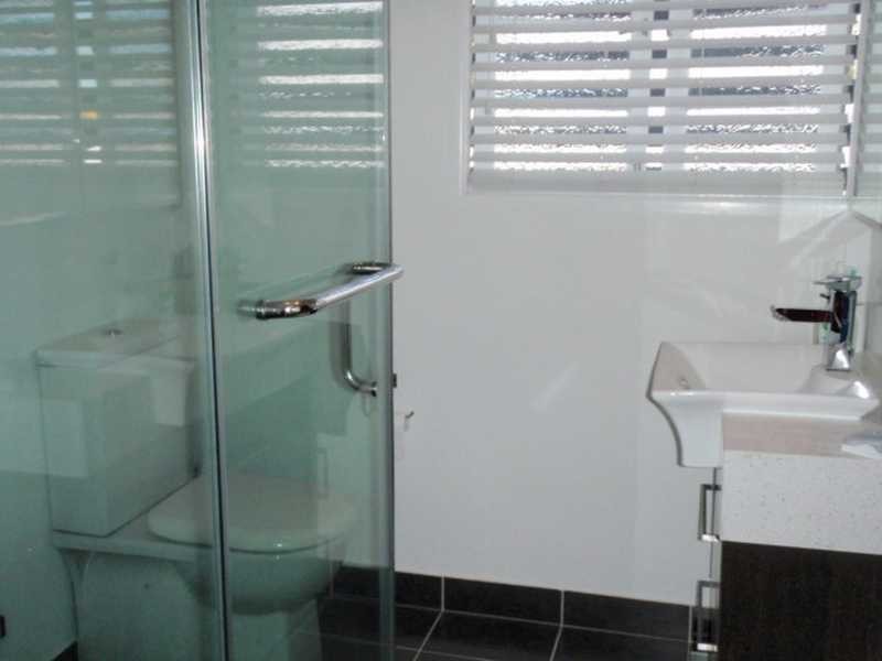 6 Vaucluse Street, Wavell Heights QLD 4012