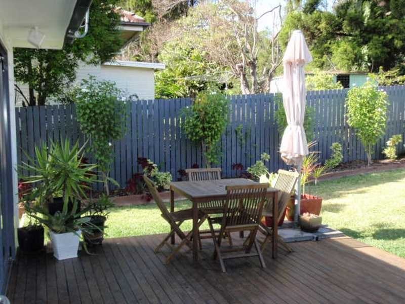 6 Vaucluse Street, Wavell Heights QLD 4012