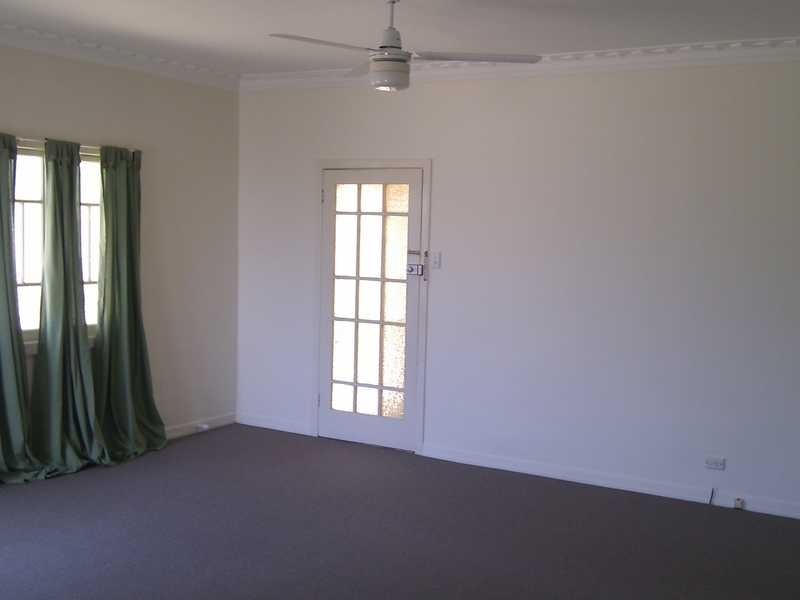 1 Sunny Avenue, Wavell Heights QLD 4012