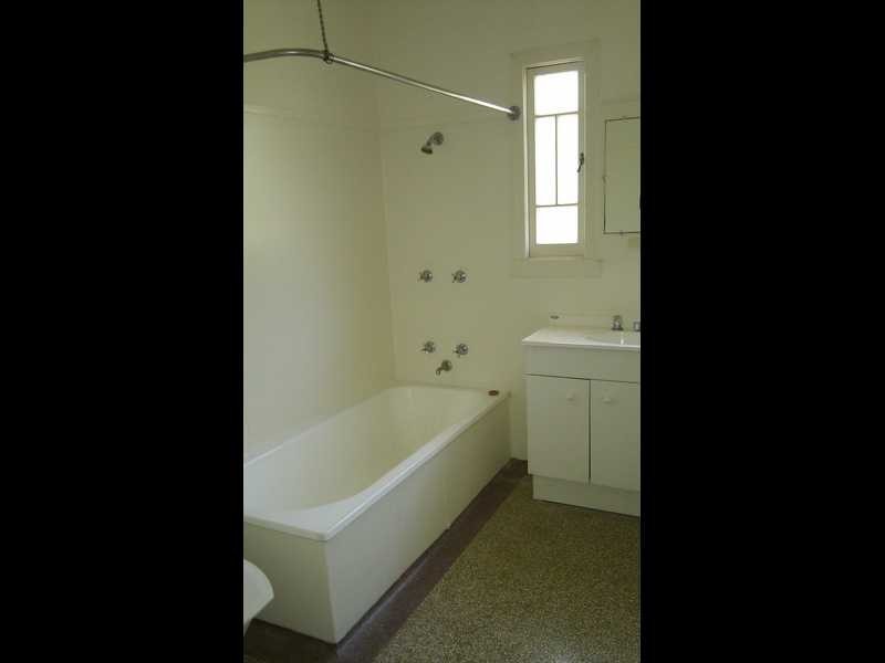 1 Sunny Avenue, Wavell Heights QLD 4012