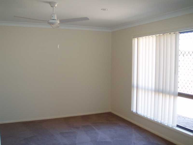 11 Castlereagh St, Murrumba Downs QLD 4503