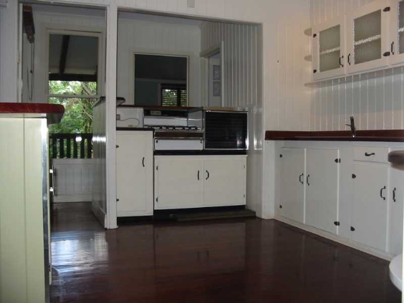 11A Park Road, Wooloowin QLD 4030