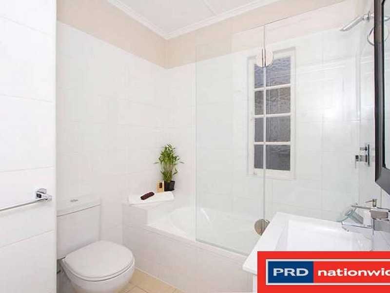 163 Rode Road, Wavell Heights QLD 4012