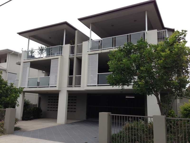 Unit 2/19 Noble Street, Clayfield QLD 4011