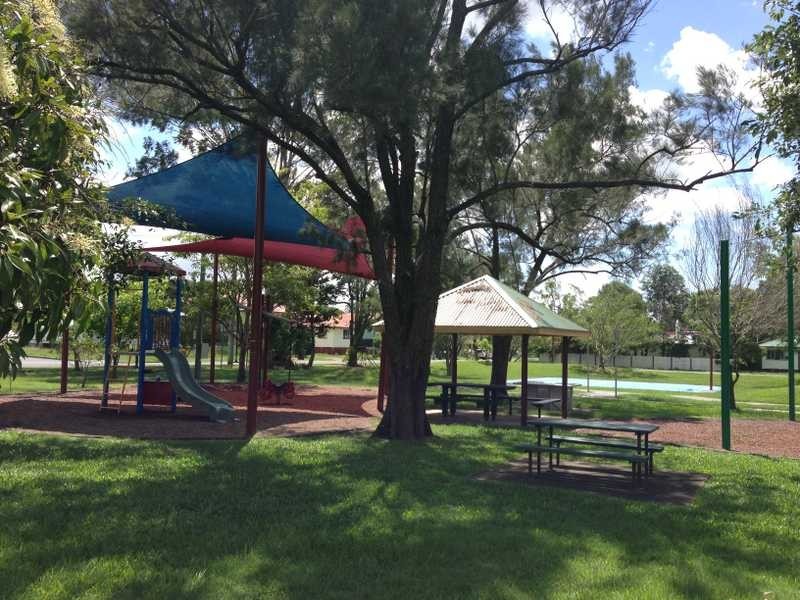 28 Kembla Street, Wavell Heights QLD 4012