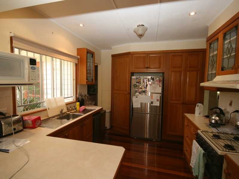 28 Kembla Street, Wavell Heights QLD 4012