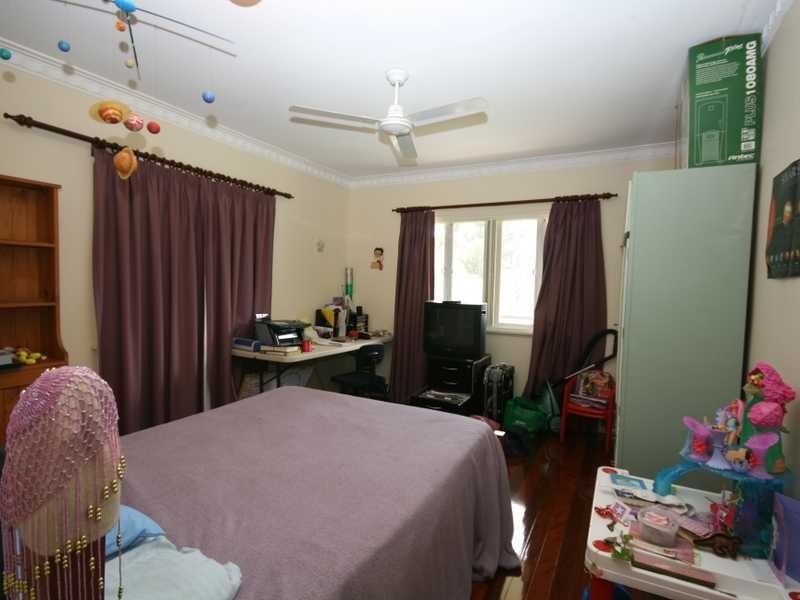 28 Kembla Street, Wavell Heights QLD 4012