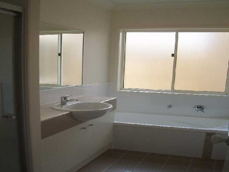 6 Lachlan Street, Murrumba Downs QLD 4503