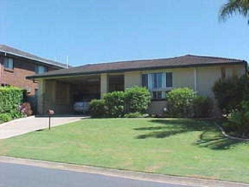 11 Highcrest Avenue, Wavell Heights QLD 4012