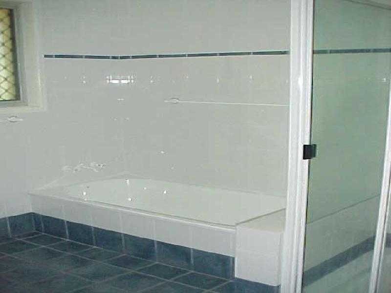 11 Highcrest Avenue, Wavell Heights QLD 4012