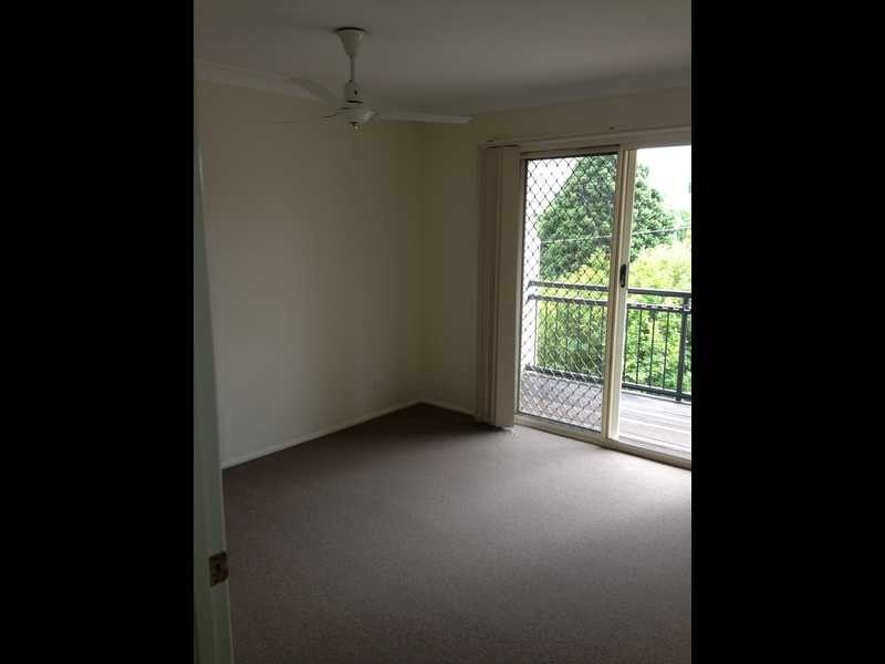 Unit 4/7 Stamford St, Yeerongpilly QLD 4105