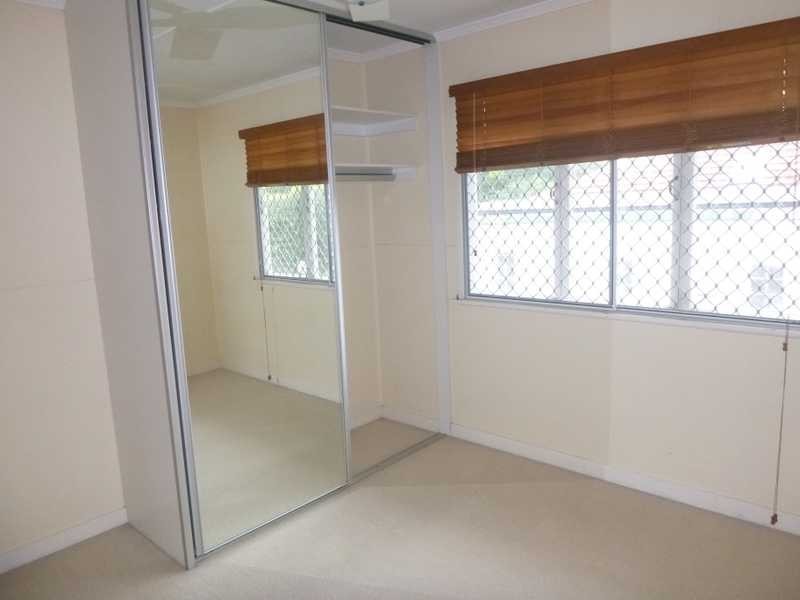 30 Mayflower Street, Geebung QLD 4034